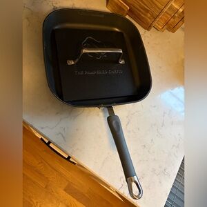 Pampered Chef Black Grill Pan with Handle